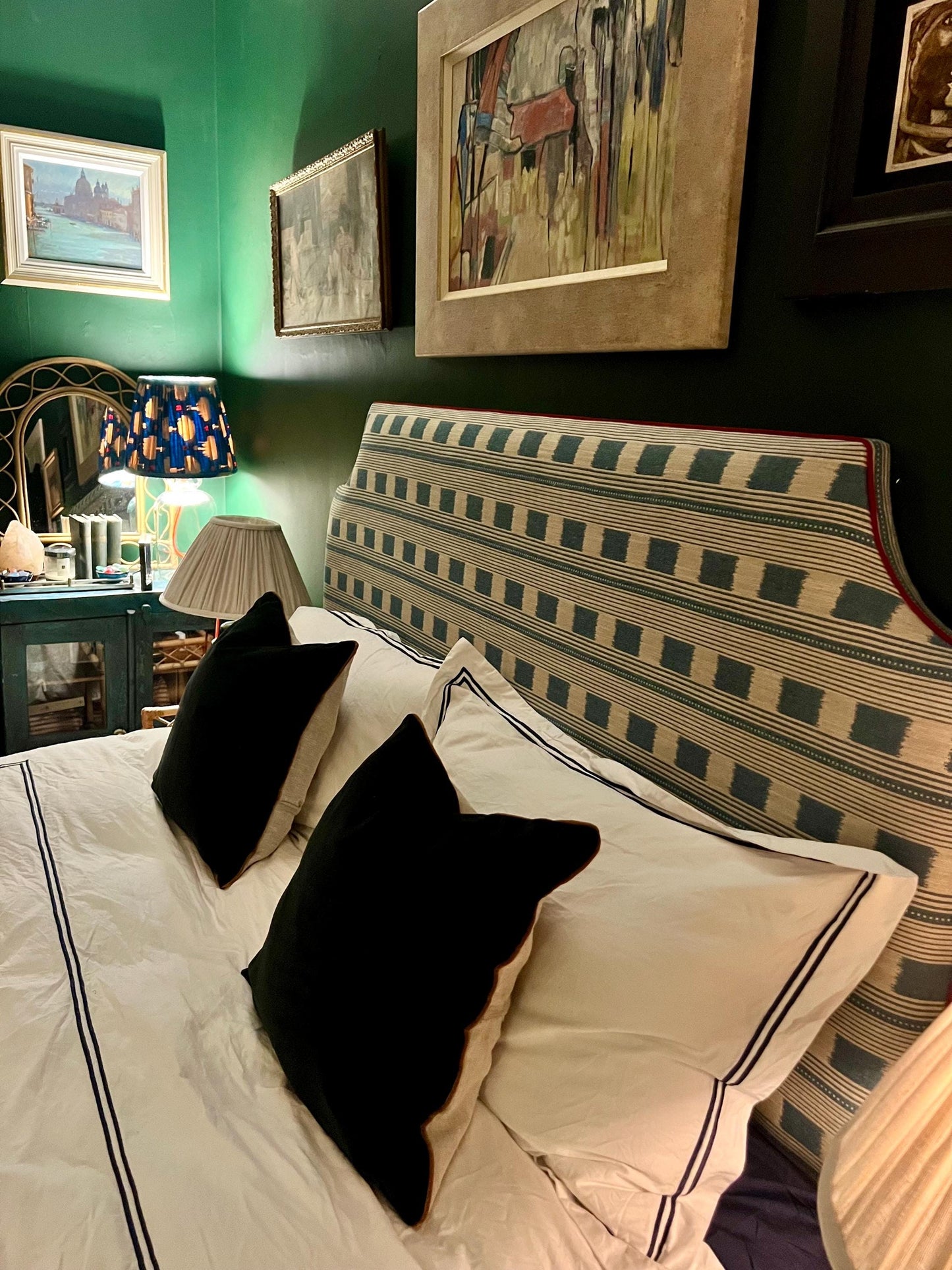 Handmade velvet and pure linen cushions with piping or French seam and invisible zip