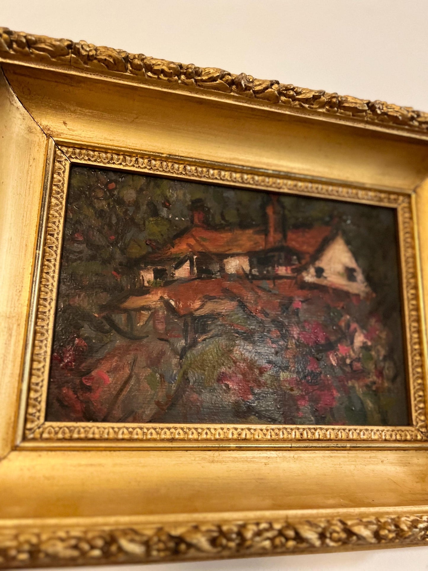 Beautiful Oil On Board in an ornate gilt frame (1964 Leslie Hunter)